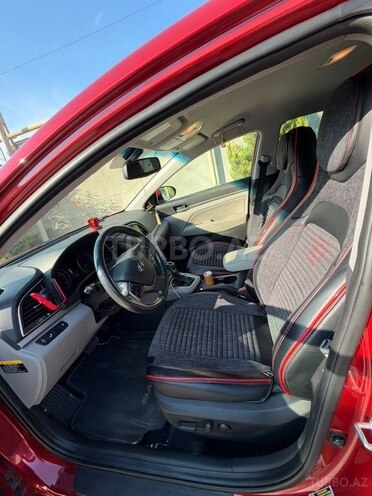 Hyundai Elantra 2018, 90,000 km - 2.0 л - Bakı