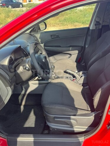Hyundai i30 2009, 370,000 km - 1.4 l - Bakı