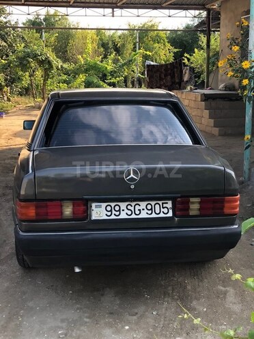 Mercedes 190 1990, 56,899 km - 2.0 l - Salyan