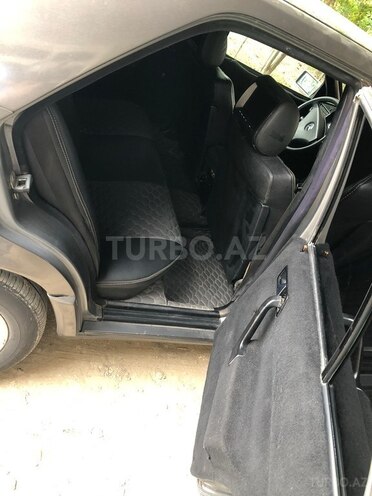Mercedes 190 1990, 56,899 km - 2.0 l - Salyan