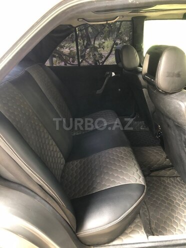 Mercedes 190 1990, 56,899 km - 2.0 l - Salyan
