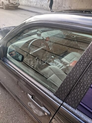 Mercedes C 230 1998, 305,568 km - 2.3 л - Bakı