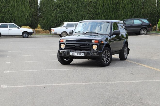 LADA (VAZ) Niva 2019, 15,900 km - 1.7 л - Ağcabədi