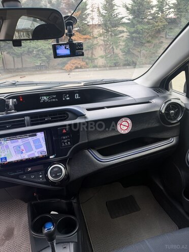 Toyota Aqua 2018, 198,000 km - 1.5 l - Bakı