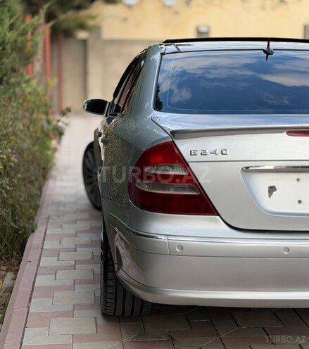 Mercedes E 240 2003, 310,000 km - 2.6 l - Bakı