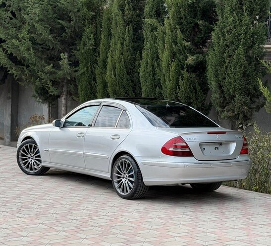 Mercedes E 240 2003, 310,000 km - 2.6 l - Bakı