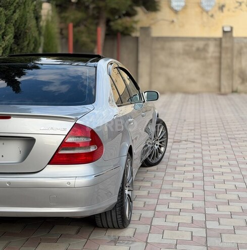 Mercedes E 240 2003, 310,000 km - 2.6 l - Bakı
