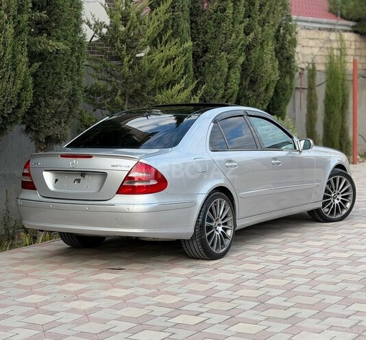 Mercedes E 240 2003, 310,000 km - 2.6 l - Bakı