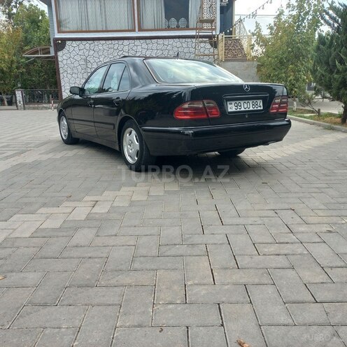 Mercedes E 220 2000, 405,525 km - 2.2 l - Sabirabad