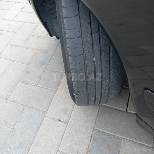 Mercedes E 220 2000, 405,525 km - 2.2 l - Sabirabad