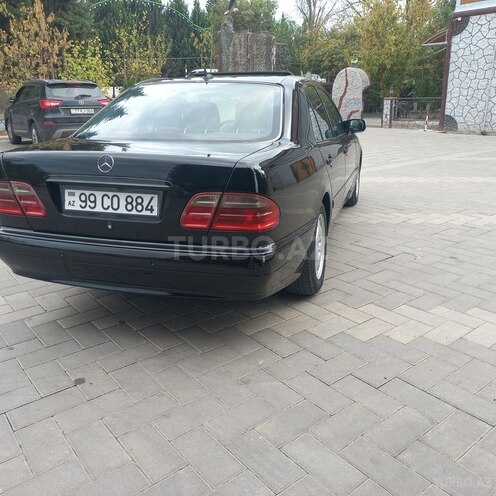 Mercedes E 220 2000, 405,525 km - 2.2 l - Sabirabad
