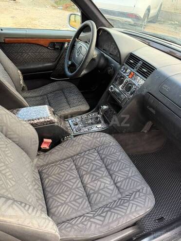 Mercedes C 200 1994, 430,000 km - 2.0 л - Bakı