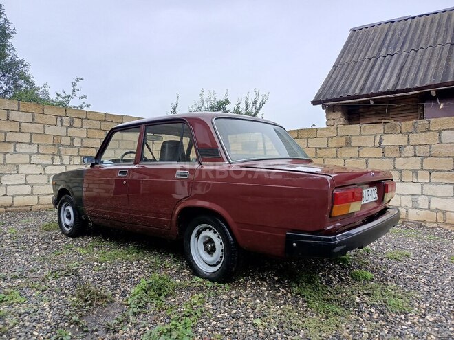 LADA (VAZ) 2107 2007, 23,000 km - 1.6 л - Quba
