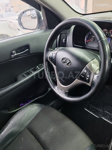 Hyundai i30 2008, 240,227 km - 1.6 l - Quba
