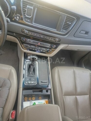 Kia Carnival 2016, 309,000 km - 2.2 л - Bakı