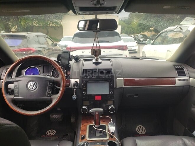 Volkswagen Touareg 2006, 287,165 km - 3.2 l - Bakı