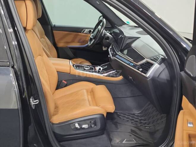 BMW X7 2023, 88,000 km - 3.0 л - Bakı