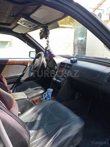 Mercedes C 250 1997, 275,000 km - 2.5 л - Bakı
