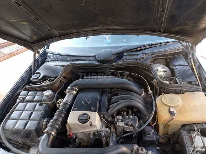 Mercedes C 250 1997, 275,000 km - 2.5 л - Bakı