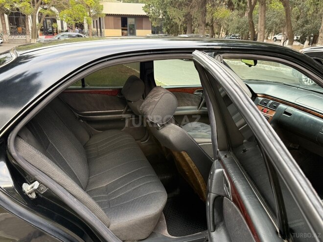 Mercedes E 230 1997, 360,000 km - 2.3 l - Sumqayıt