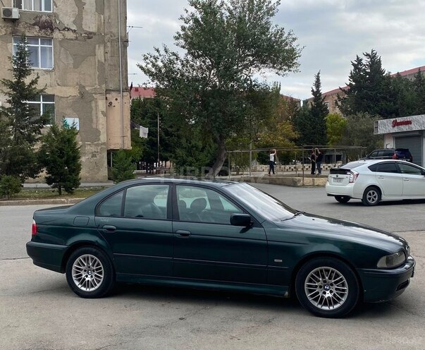 BMW 525 2001, 362,000 km - 2.5 l - Bakı