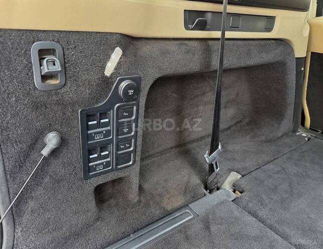 Land Rover Discovery 2019, 104,000 km - 3.0 л - Bakı