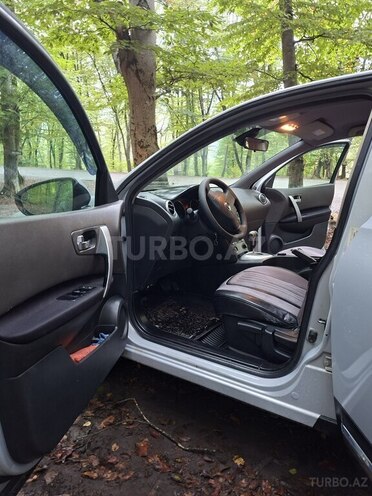 Nissan Qashqai 2007, 267,850 km - 2.0 l - Quba