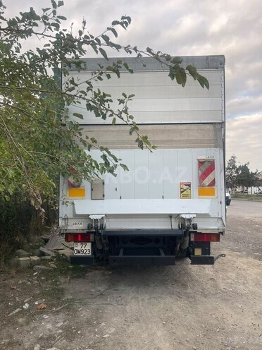 Mercedes Atego 818 2012, 333,445 km - 1.8 л - Bakı