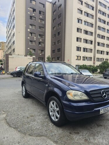 Mercedes ML 320 2001, 182,000 km - 3.2 л - Bakı