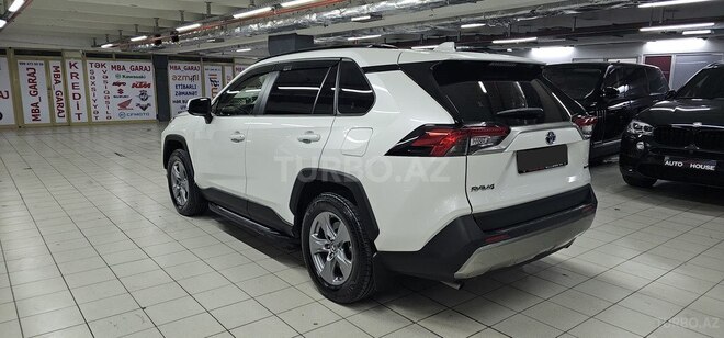 Toyota RAV4 2023, 32,700 km - 2.5 л - Bakı