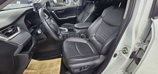 Toyota RAV4 2023, 32,700 km - 2.5 л - Bakı