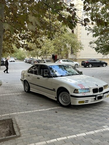 BMW 318 1993, 548,424 km - 1.8 l - Bakı