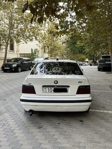 BMW 318 1993, 548,424 km - 1.8 l - Bakı