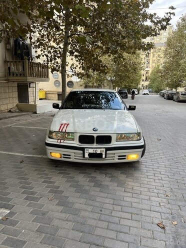 BMW 318 1993, 548,424 km - 1.8 l - Bakı