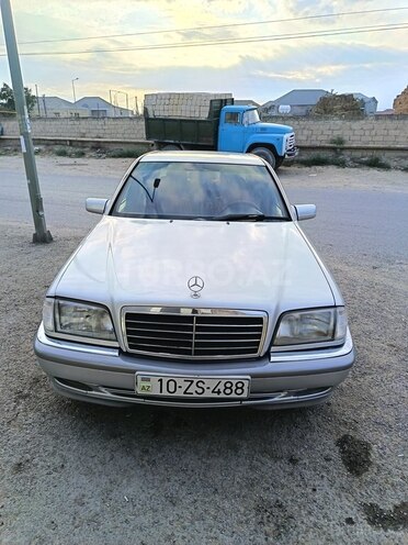 Mercedes C 180 1995, 999,000 km - 1.8 л - Bakı