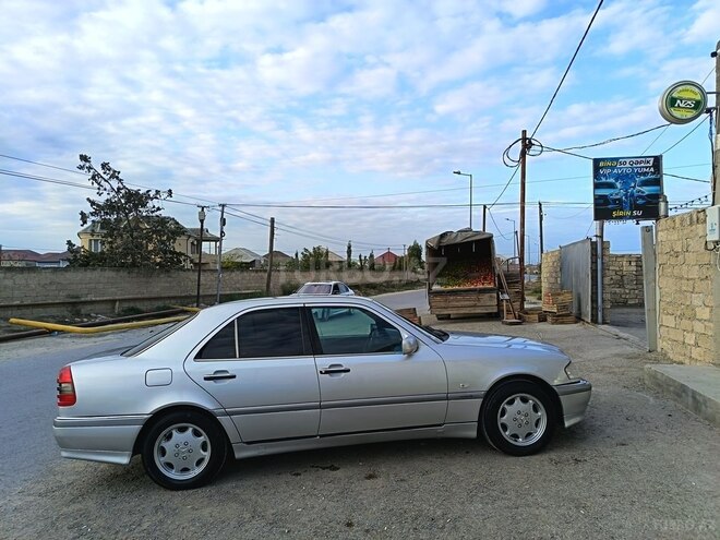 Mercedes C 180 1995, 999,000 km - 1.8 л - Bakı