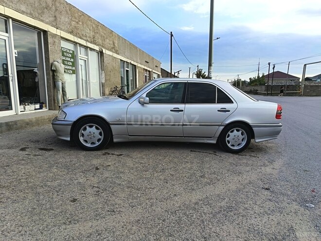 Mercedes C 180 1995, 999,000 km - 1.8 л - Bakı
