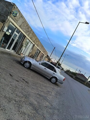 Mercedes C 180 1995, 999,000 km - 1.8 л - Bakı