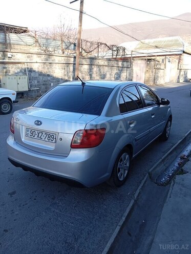 Kia Rio 2010, 282,400 km - 1.4 l - Şəki