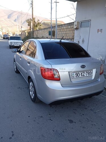 Kia Rio 2010, 282,400 km - 1.4 l - Şəki