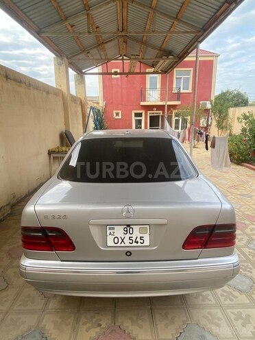 Mercedes E 320 2000, 410,000 km - 3.2 л - Bakı