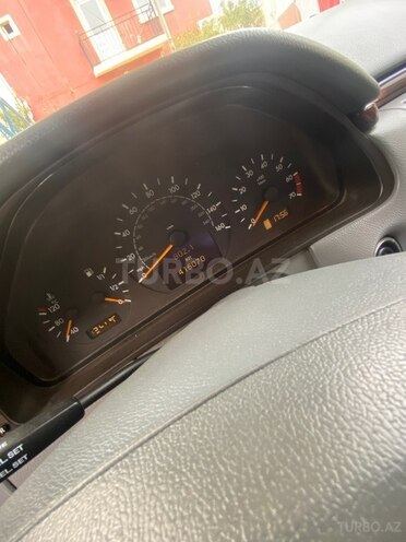Mercedes E 320 2000, 410,000 km - 3.2 л - Bakı