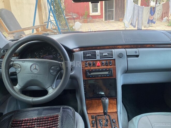 Mercedes E 320 2000, 410,000 km - 3.2 л - Bakı