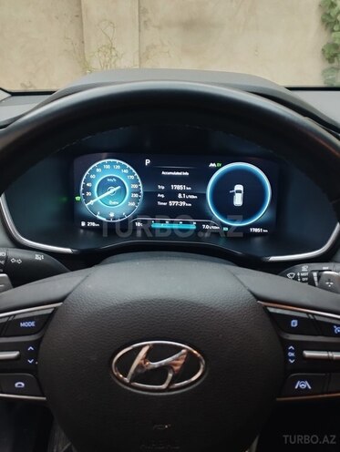 Hyundai Santa Fe 2023, 17,000 km - 1.6 l - Bakı