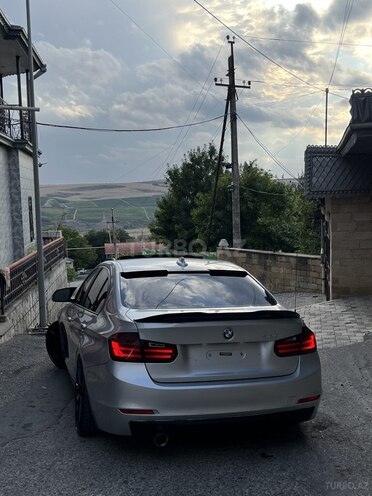 BMW 330 2015, 310,000 km - 2.0 l - Şamaxı