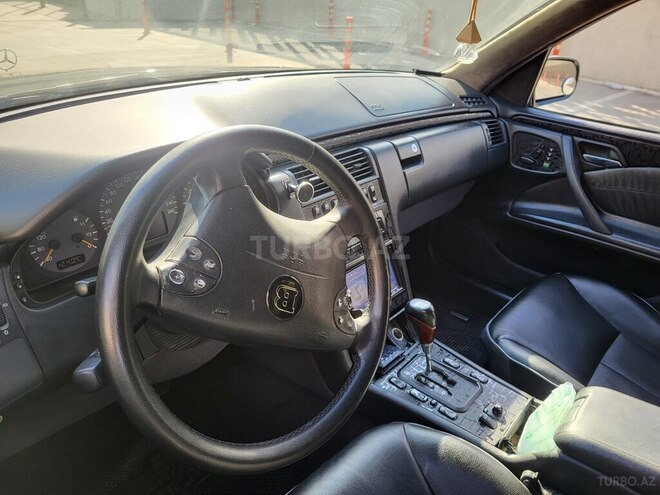Mercedes E 320 1999, 350,000 km - 3.2 l - Bakı