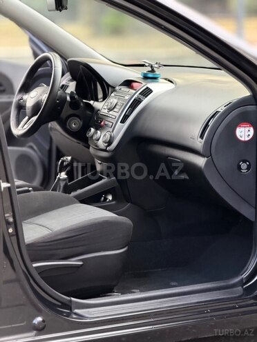 Kia Ceed 2010, 245,000 km - 1.4 l - İsmayıllı