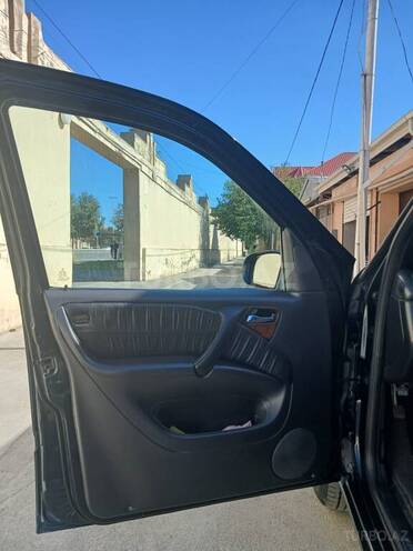 Mercedes ML 270 2003, 402,000 km - 2.7 l - Bakı