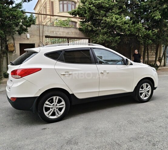 Hyundai ix35 2012, 252,000 km - 2.0 l - Bakı