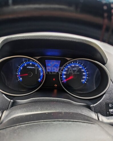 Hyundai ix35 2012, 252,000 km - 2.0 l - Bakı